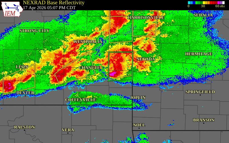 NEXRAD radar during the Friday, April 17, 2026 storm activity in Crawford County, Kansas