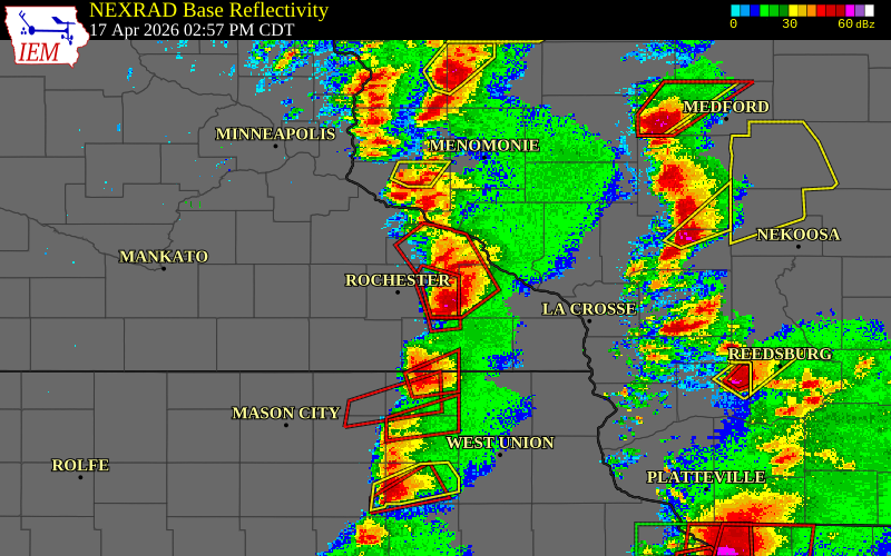 Radar snapshot during the Apr 17, 2026 tornado event near 4 S Plainview, Wabasha County, Minnesota, with NWS warning polygons