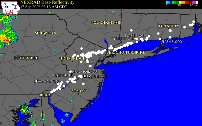 Current NEXRAD radar over Richmond County, New York with recent storm report locations