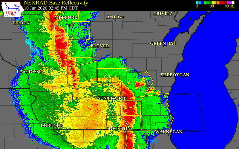 Radar snapshot during the Jun 10, 2026 wind event near 3 E Princeton, Green Lake County, Wisconsin, with NWS warning polygons