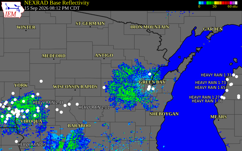 Current NEXRAD radar over Menominee County, Wisconsin with recent storm report locations